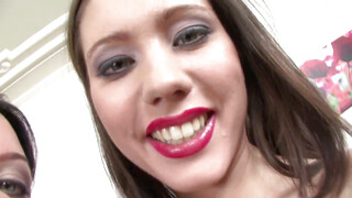 Legalporno - Alysa és Aspen popsiba baszva