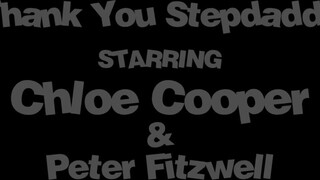 Chloe Cooper a méretes keblű háziasszony - MyPervyFamily
