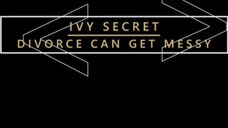 Karups - Ivy Secret a hatalmas cickós bombázó milf