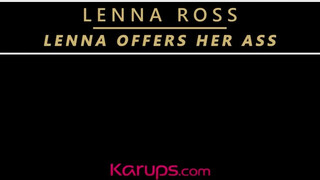 Lenna Ross segge megrakva